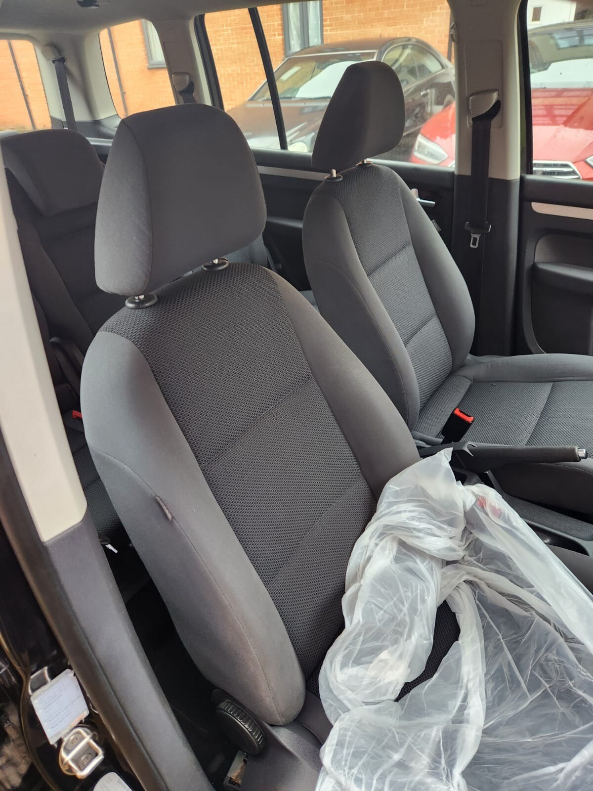 Used Volkswagen Touran 2010 for sale - 77743936: Photo 15