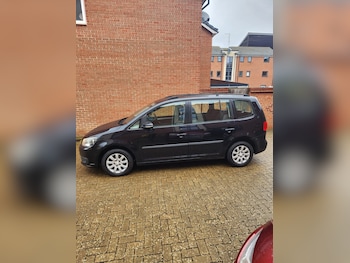 Used Volkswagen Touran 2010 for sale - 77743936: Photo