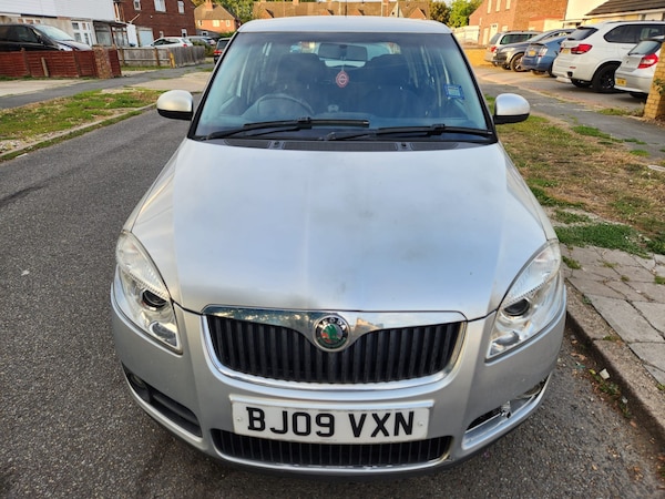 Used Skoda Fabia 2009 for sale - 76192540: Photo 2