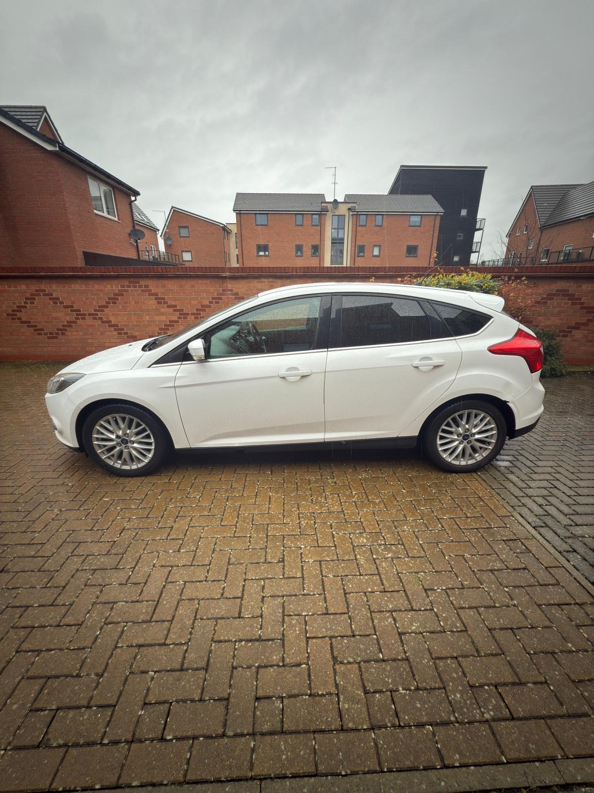 Used Ford Focus 2012 for sale - 76669284: Photo 4