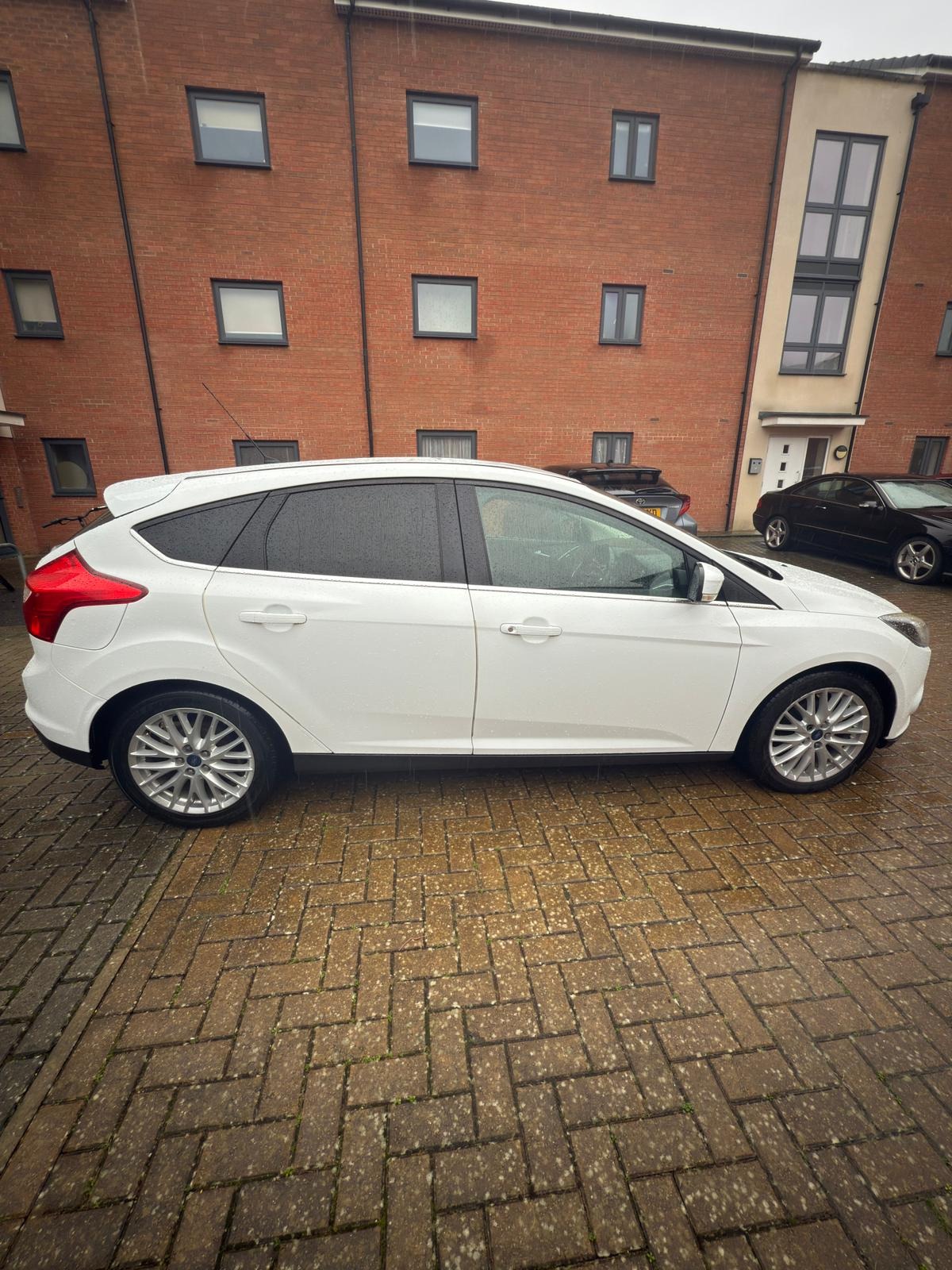 Used Ford Focus 2012 for sale - 76669284: Photo 8