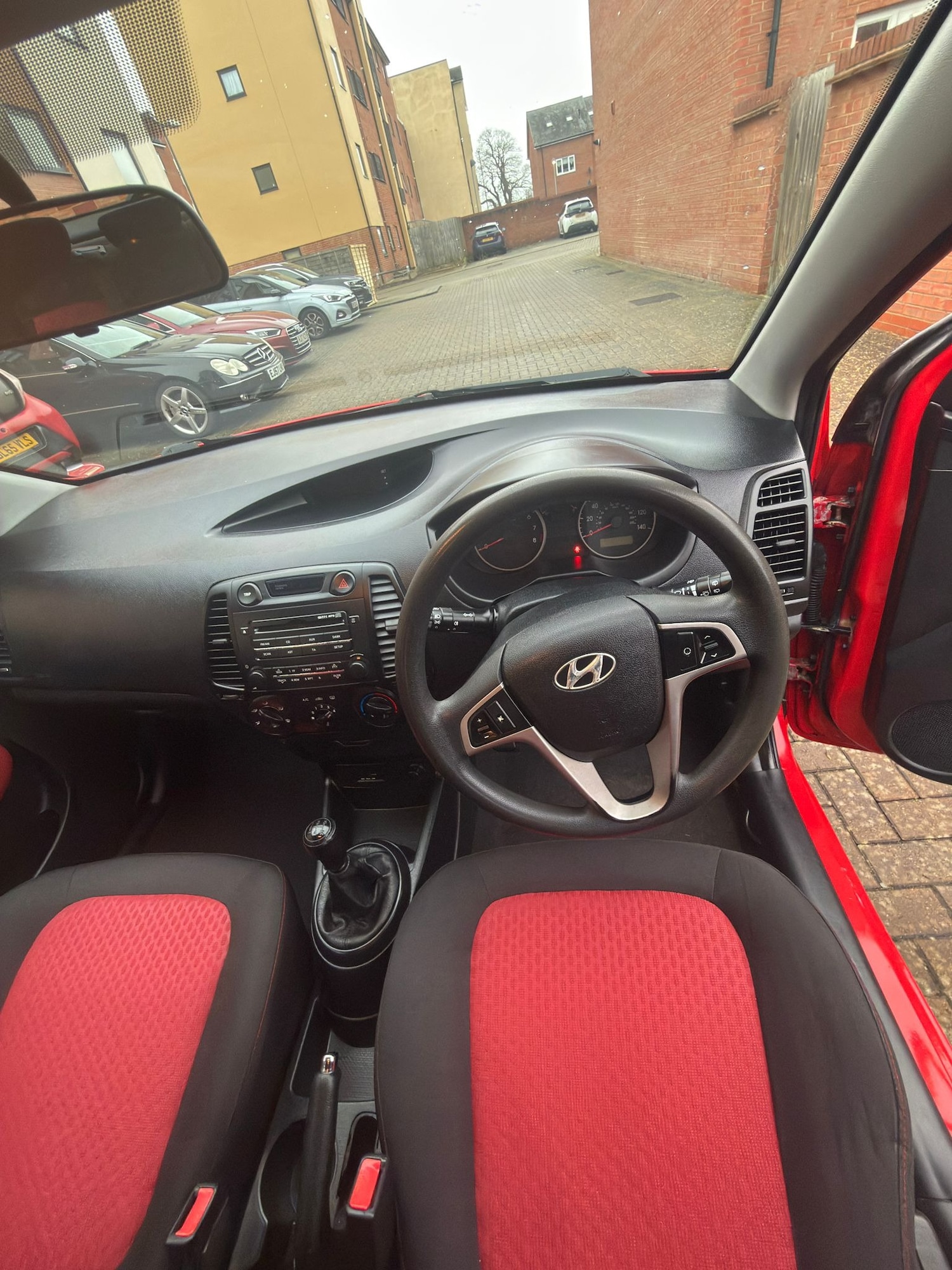 Used Hyundai i20 2009 for sale - 77149595: Photo 12