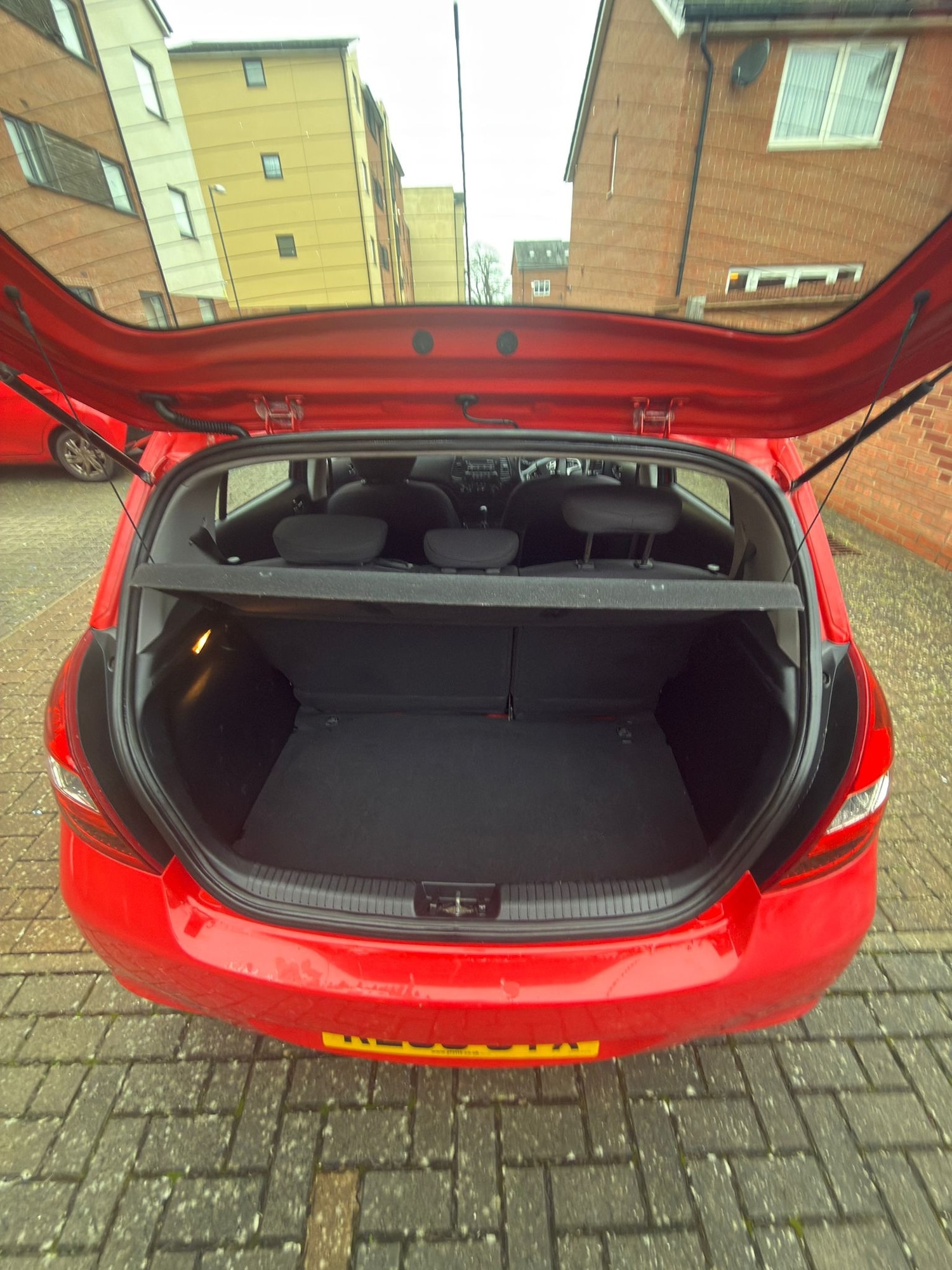 Used Hyundai i20 2009 for sale - 77149595: Photo 9