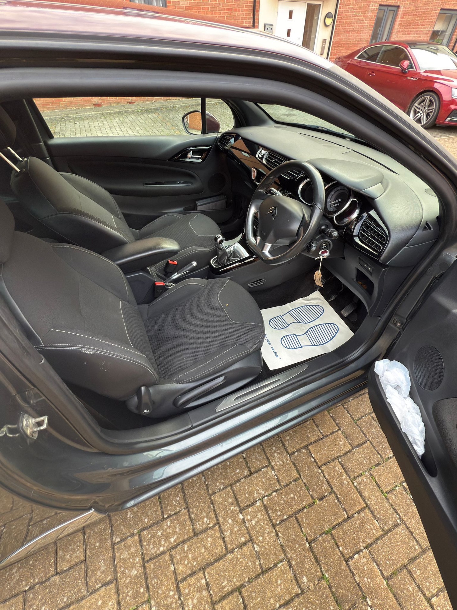 Used Citroen DS3 2012 for sale - 76625435: Photo 11