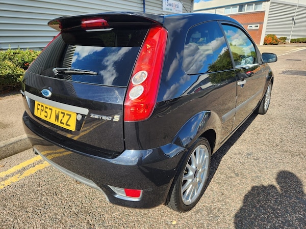 Used Ford Fiesta 2007 for sale - 76192570: Photo 6