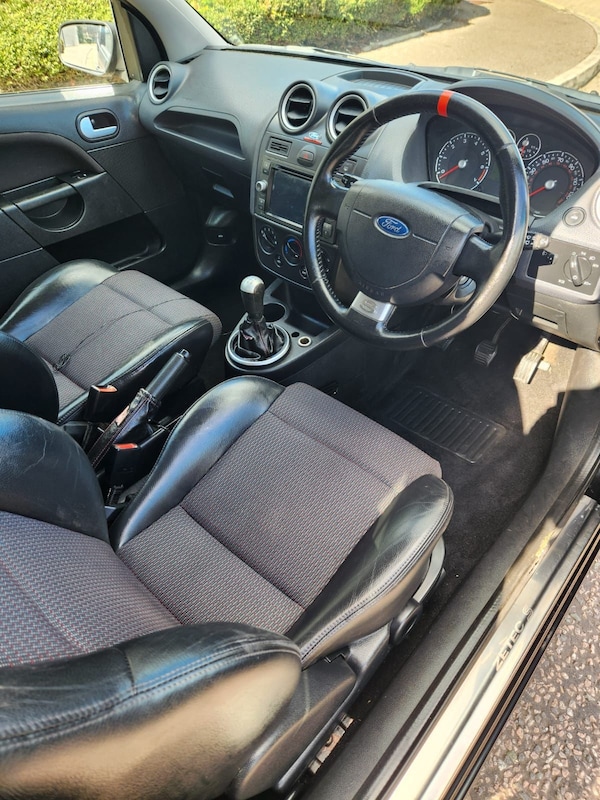 Used Ford Fiesta 2007 for sale - 76192570: Photo 9