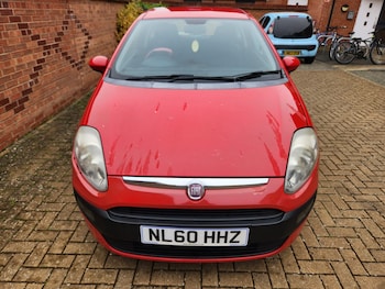 Used Fiat Punto Evo 2010 for sale - 76287337: Photo 2