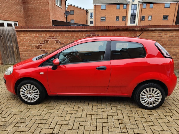 Used Fiat Punto Evo 2010 for sale - 76287337: Photo 4