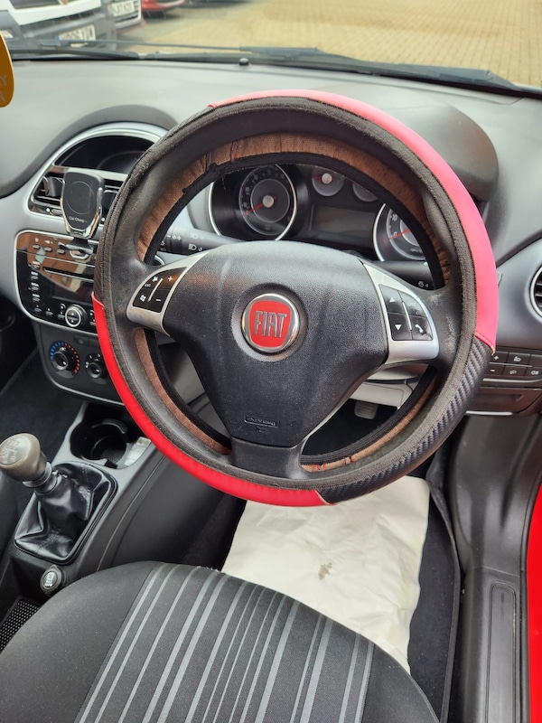 Used Fiat Punto Evo 2010 for sale - 76287337: Photo 9