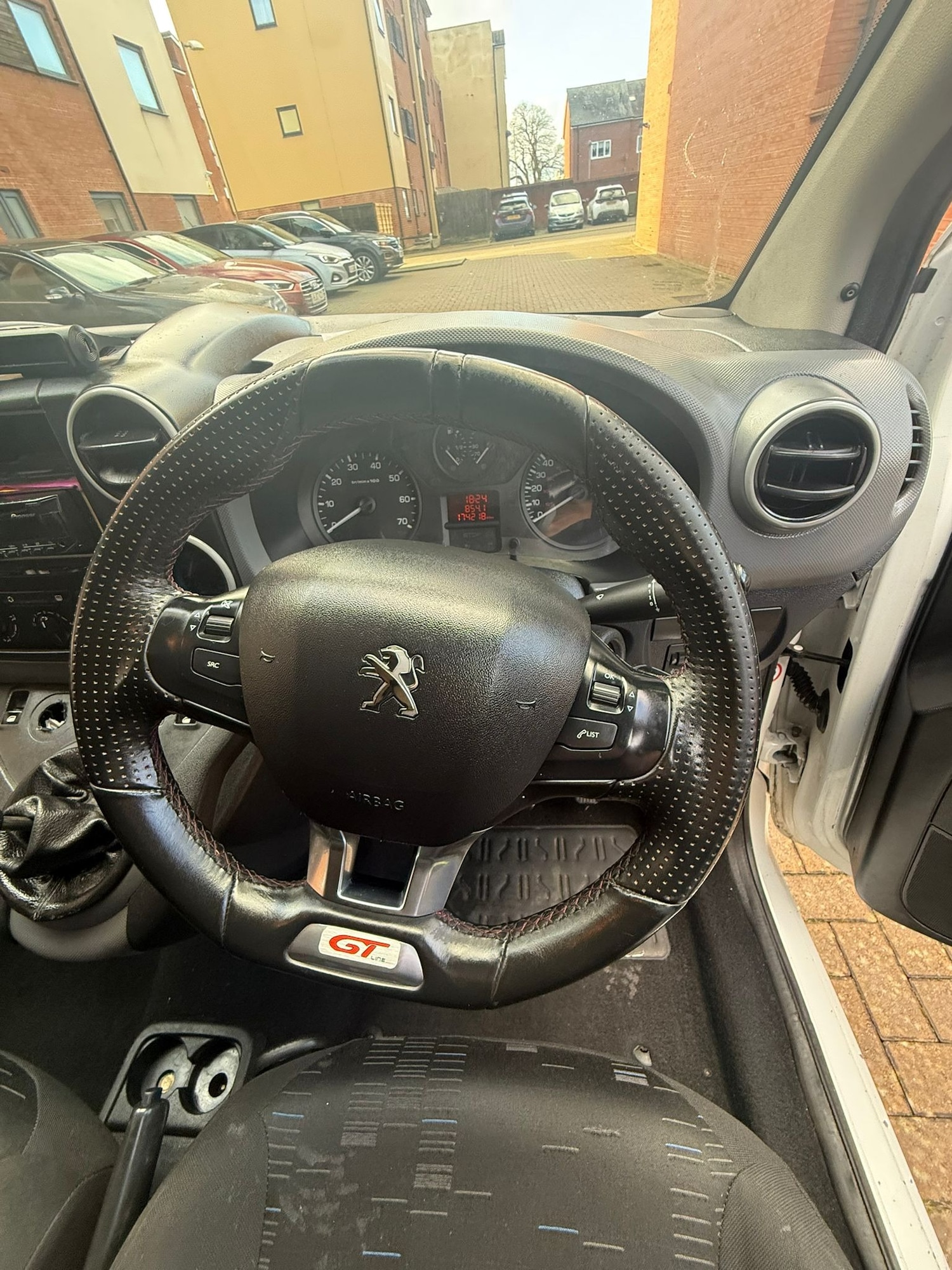 Used Citroen Berlingo 2011 for sale - 77225312: Photo 15