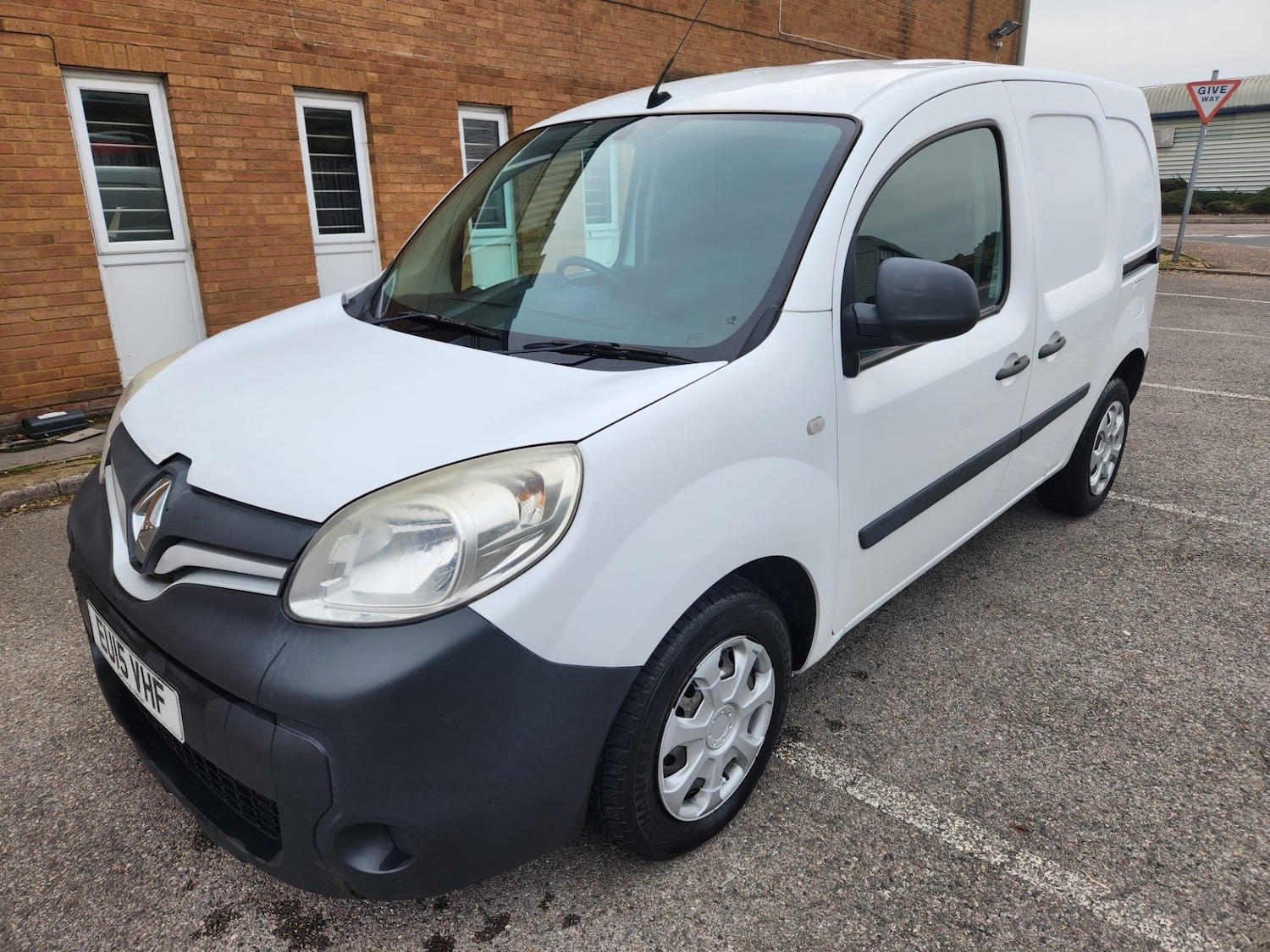 Used Renault Kangoo 2015 for sale - 76113909: Photo 3