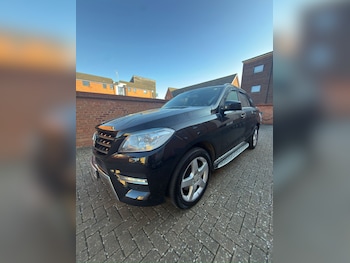 Used Mercedes-Benz M Class 2013 for sale - 77759752: Photo