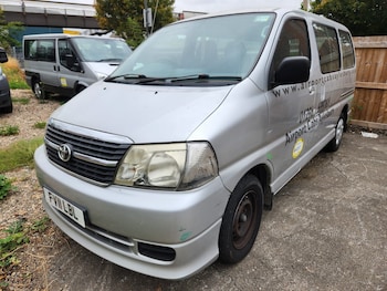 Used Toyota HiAce 2011 for sale - 76192518: Photo 3