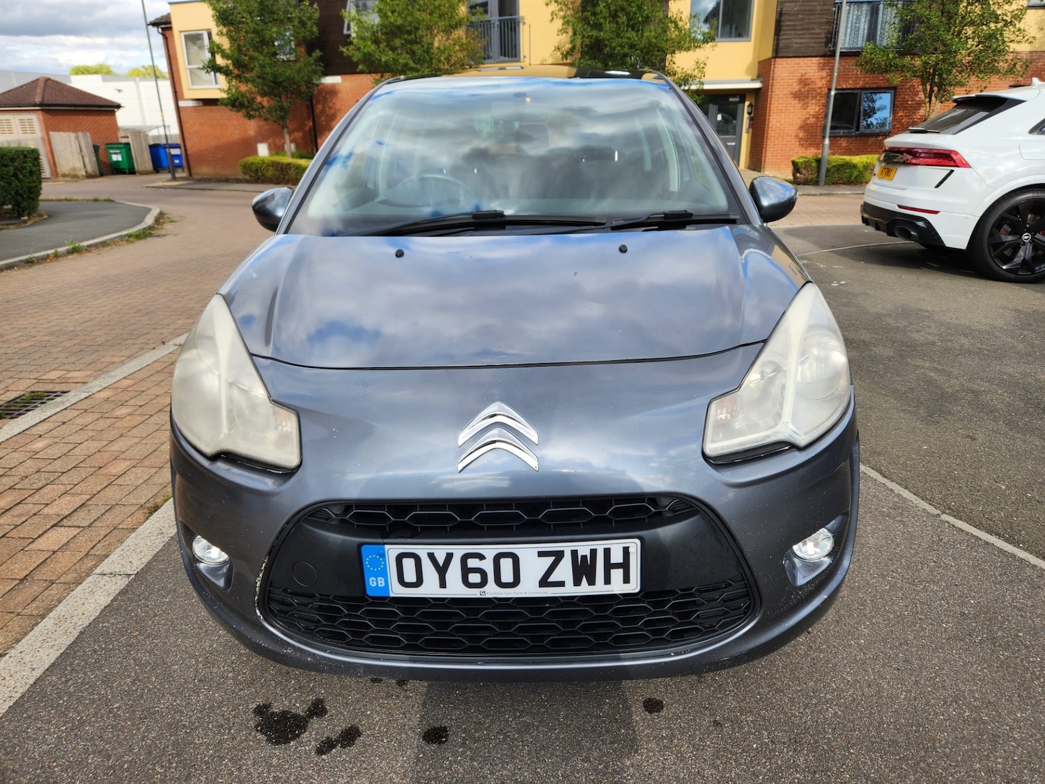 Used Citroen C3 2010 for sale - 76363119: Photo 2