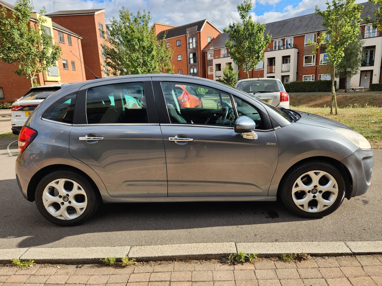 Used Citroen C3 2010 for sale - 76363119: Photo 8