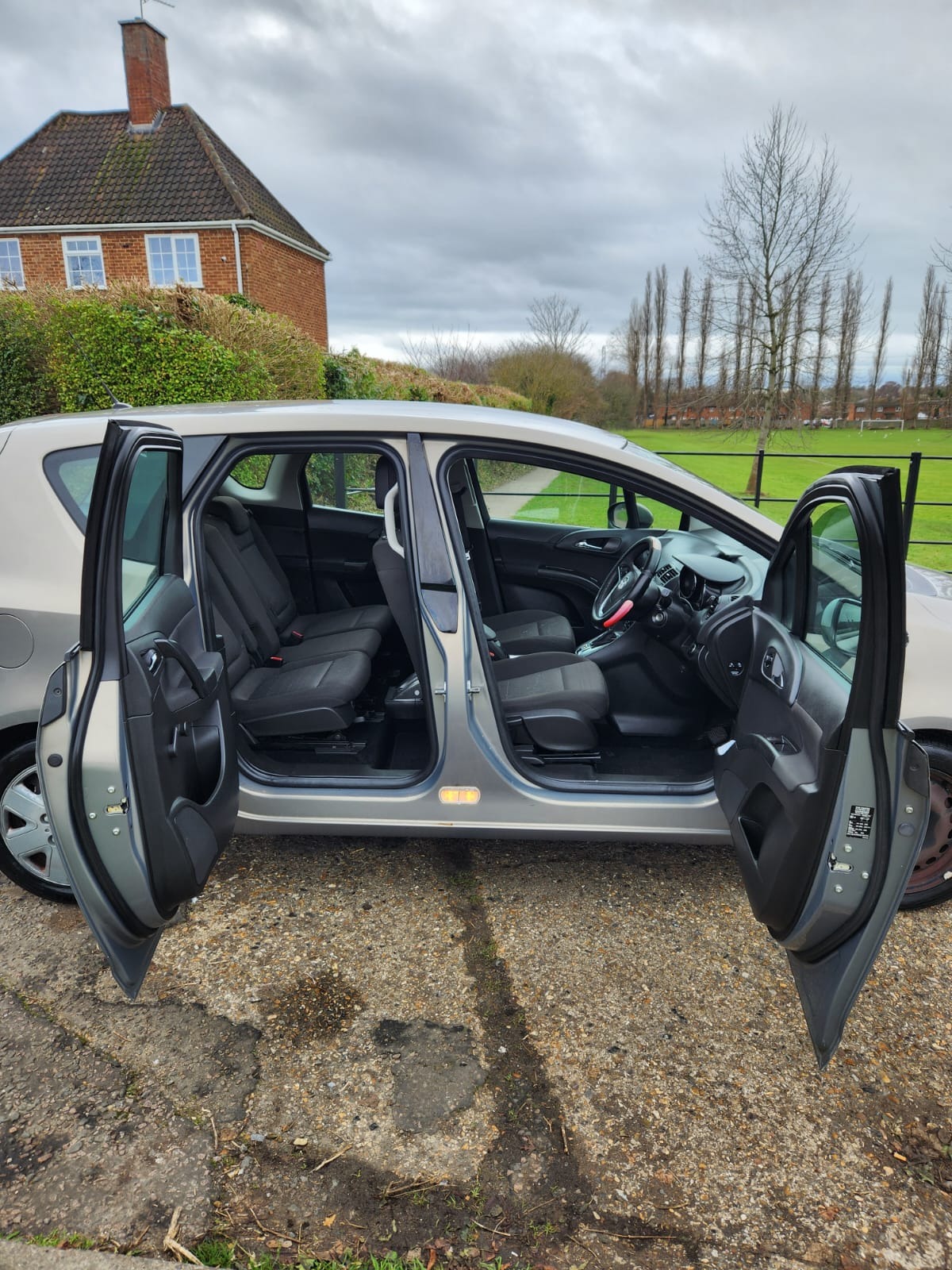 Used Vauxhall Meriva 2010 for sale - 77271935: Photo 12
