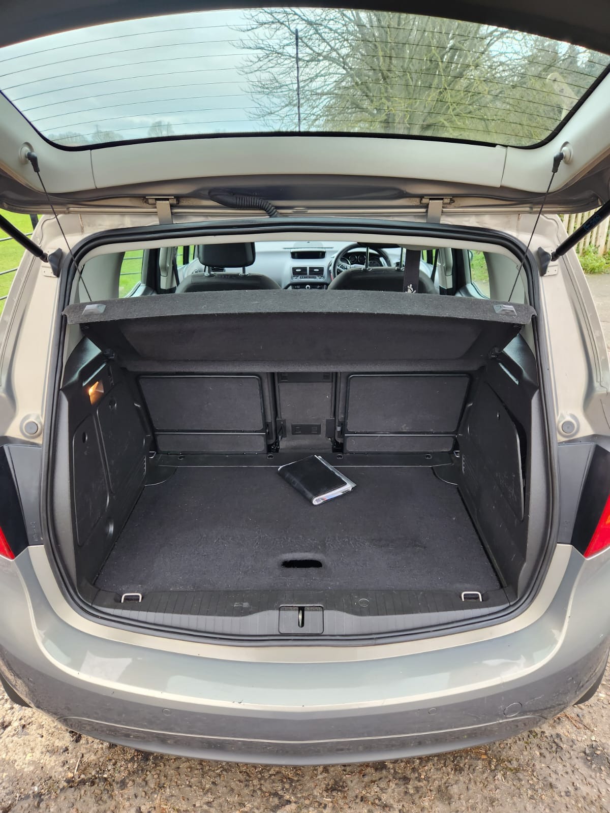 Used Vauxhall Meriva 2010 for sale - 77271935: Photo 9