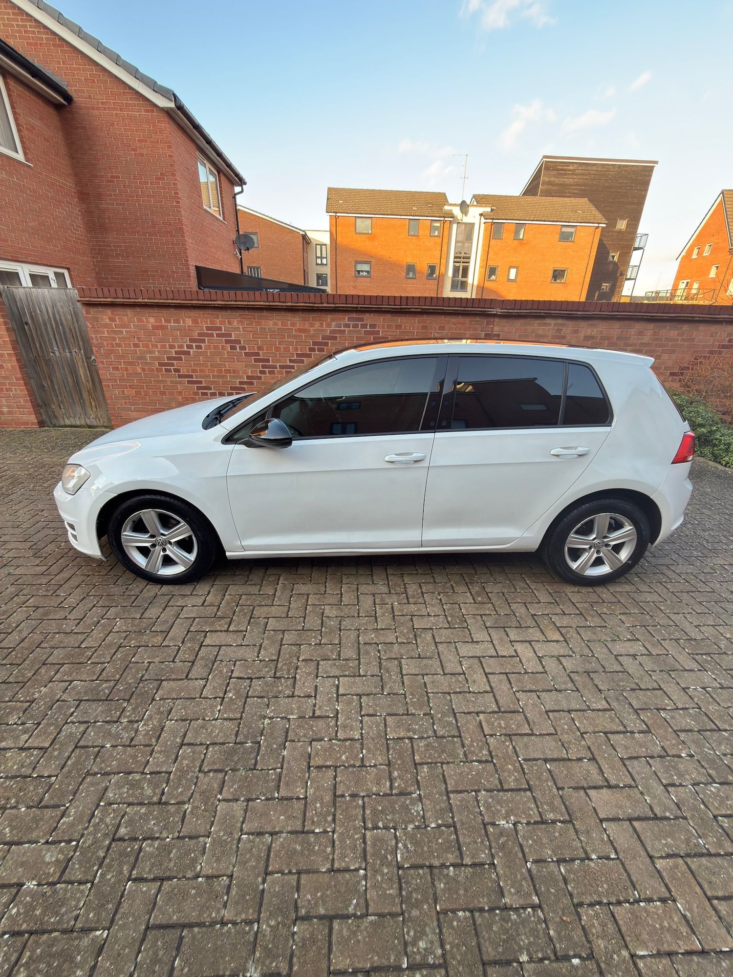 Used Volkswagen Golf 2014 for sale - 77225255: Photo 4