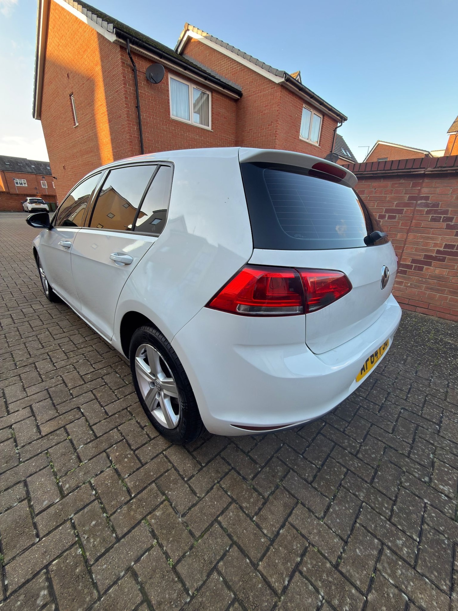 Used Volkswagen Golf 2014 for sale - 77225255: Photo 5