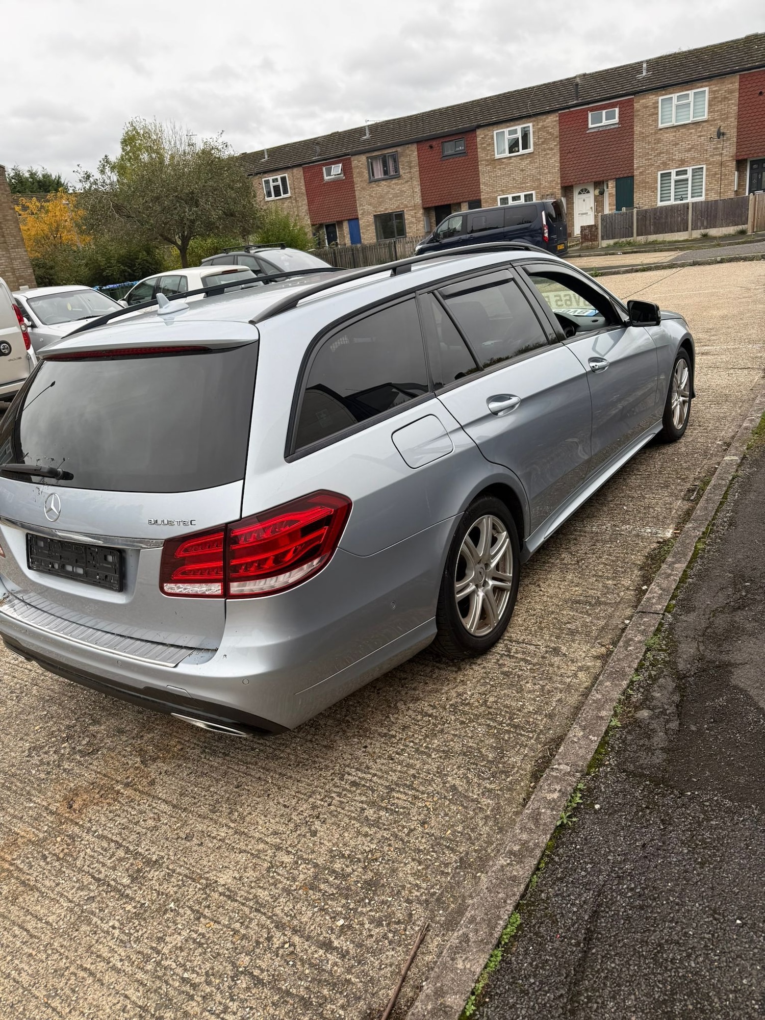 Used Mercedes-Benz E Class 2015 for sale - 76381909: Photo 5