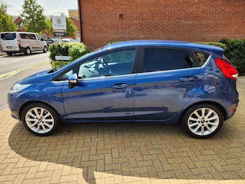 Used Ford Fiesta 2010 for sale - 75593501: Photo