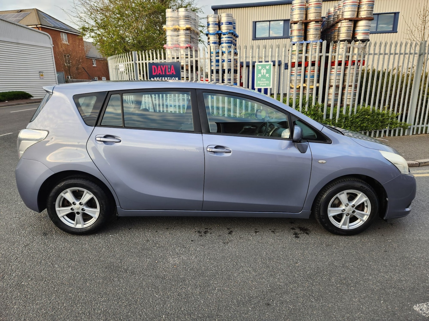 Used Toyota Verso 2010 for sale - 78053360: Photo 8