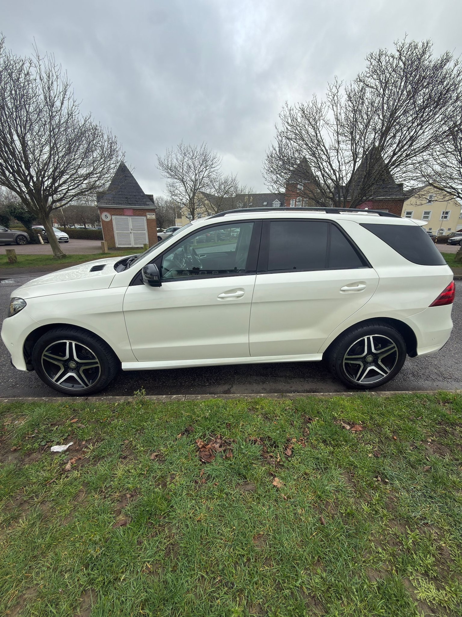 Used Mercedes-Benz GLE 2017 for sale - 77688098: Photo 4