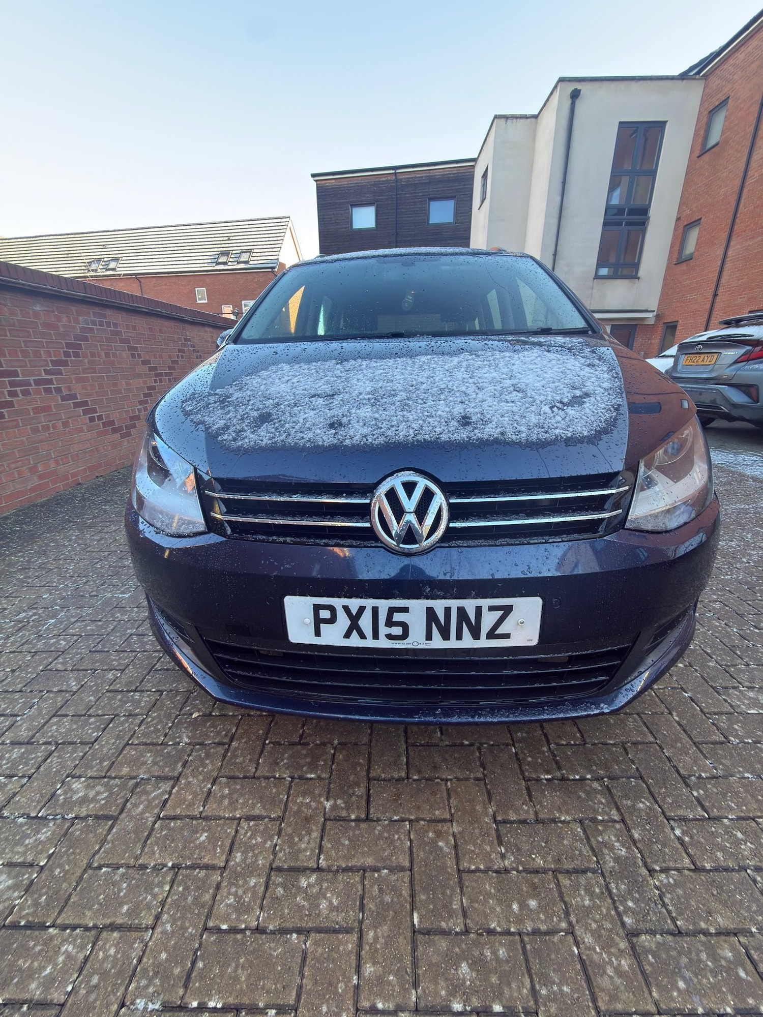 Used Volkswagen Sharan 2015 for sale - 77149657: Photo 2