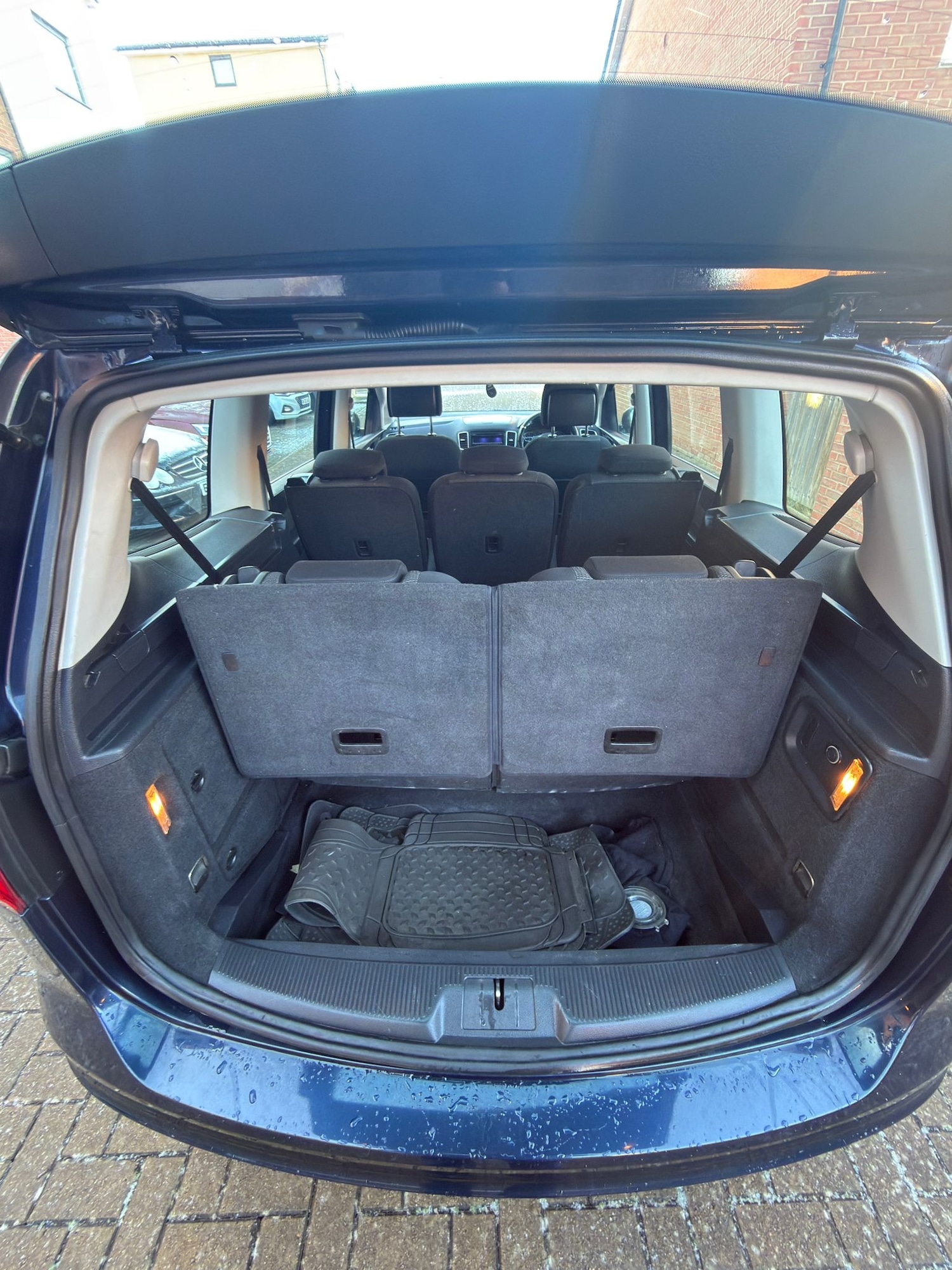 Used Volkswagen Sharan 2015 for sale - 77149657: Photo 9