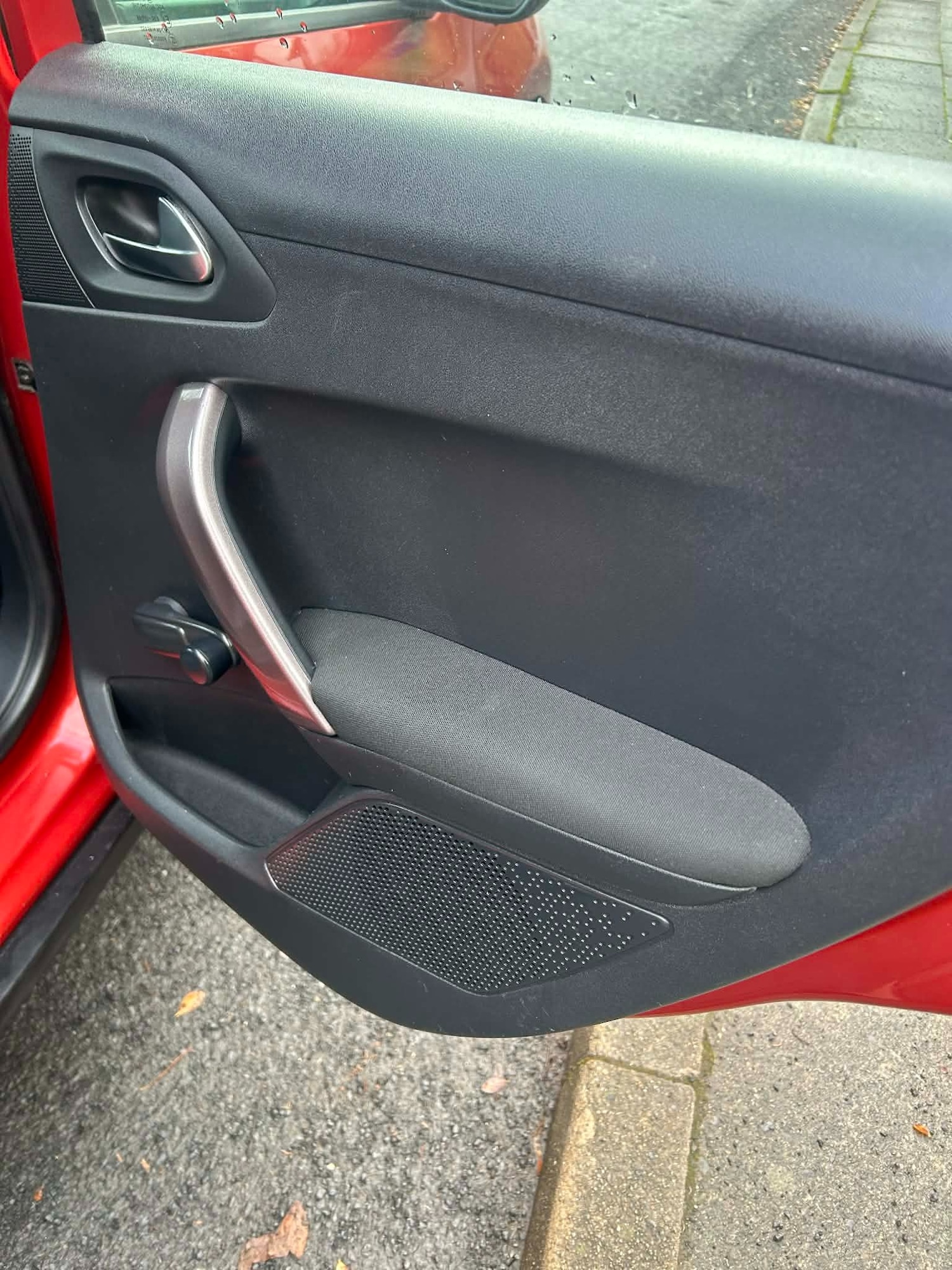 Used Peugeot 2008 2015 for sale - 77170411: Photo 19