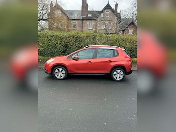 Used Peugeot 2008 2015 for sale - 77170411: Photo