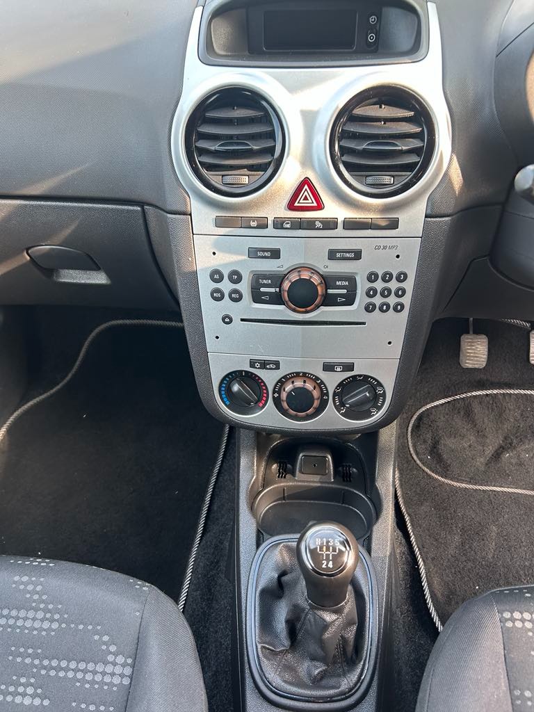 Used Vauxhall Corsa 2014 for sale - 77715461: Photo 15