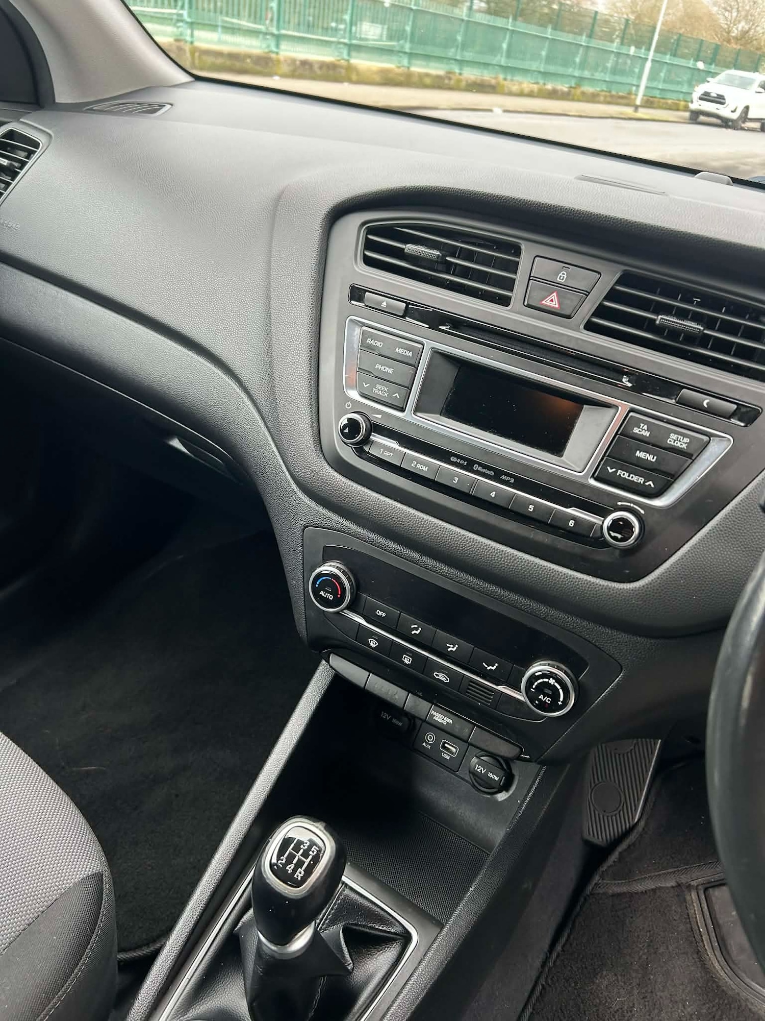 Used Hyundai i20 2015 for sale - 77803461: Photo 14