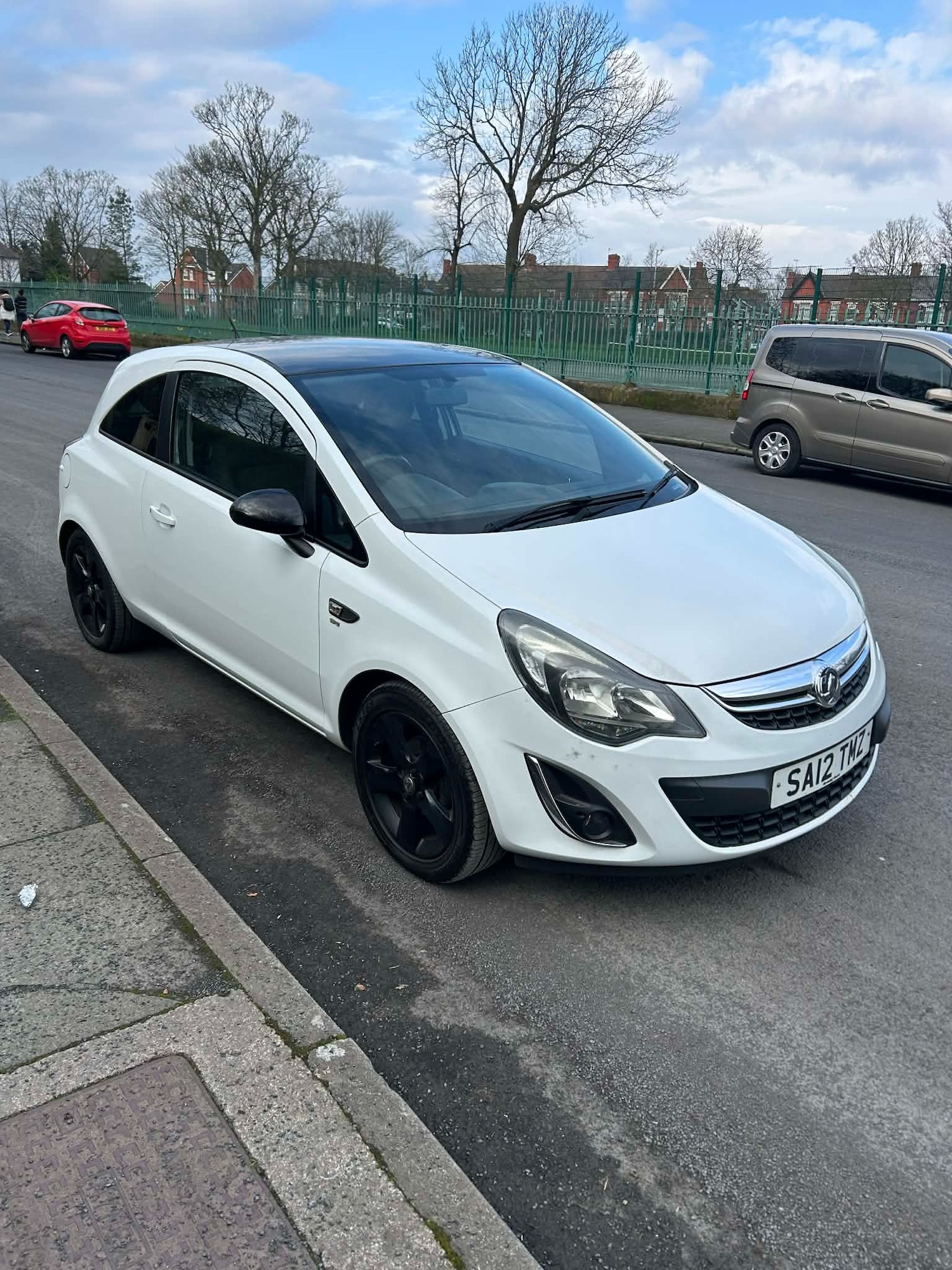 Used Vauxhall Corsa 2012 for sale - 77804311: Photo 4
