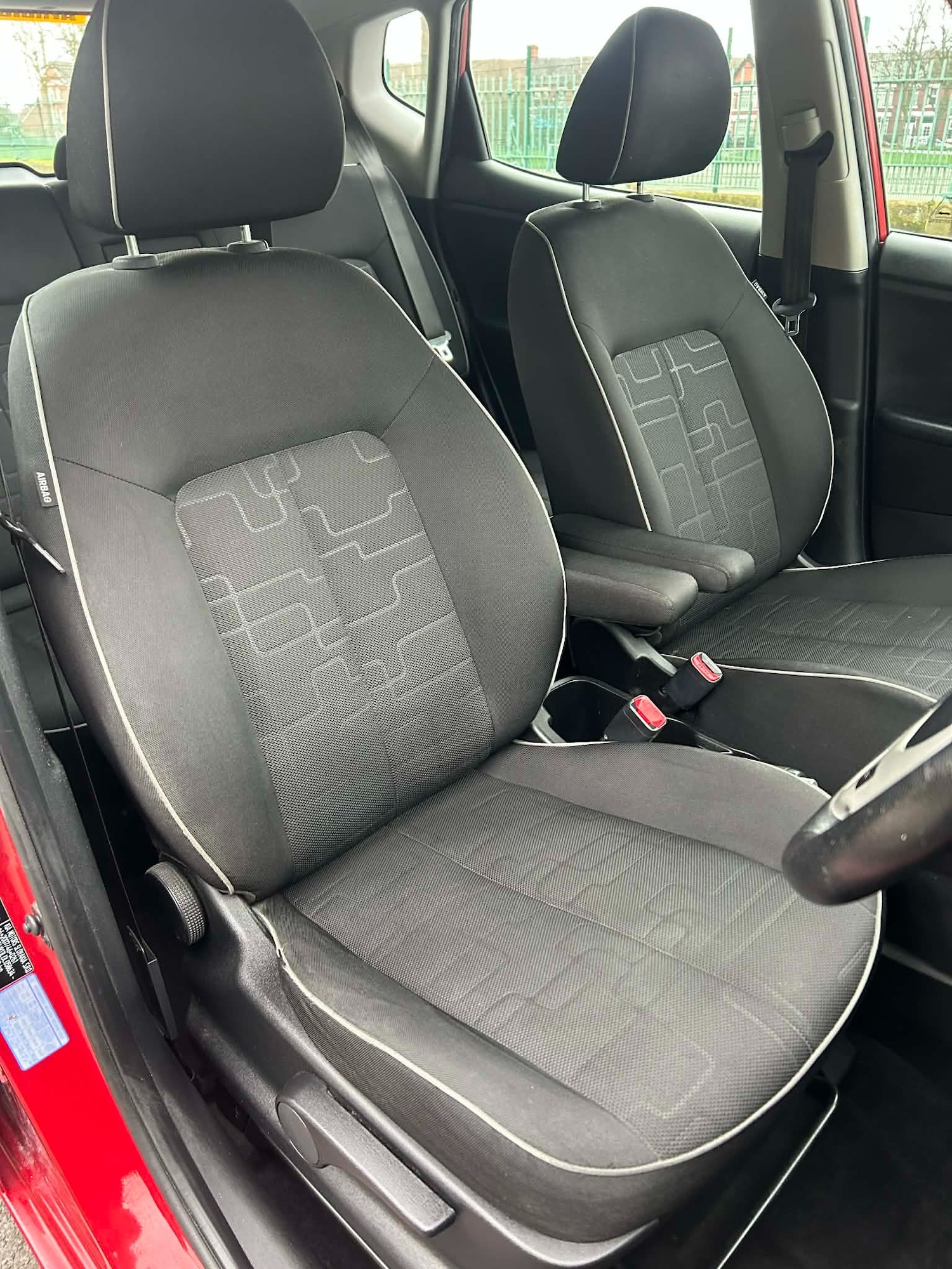 Used Kia Venga 2013 for sale - 77324666: Photo 11