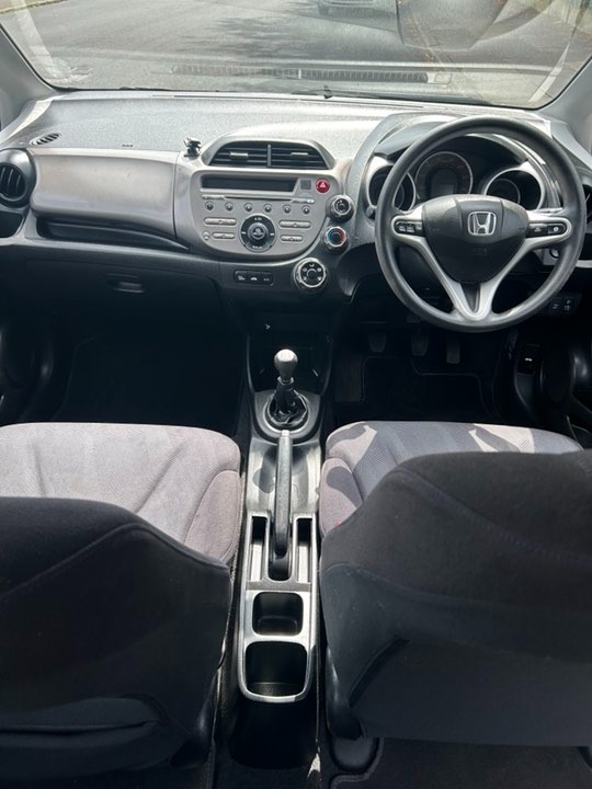 Used Honda Jazz 2010 for sale - 76682437: Photo 13