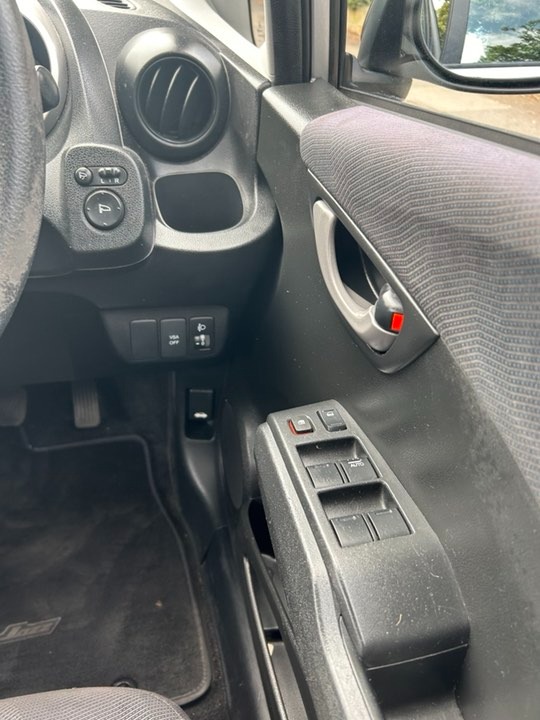 Used Honda Jazz 2010 for sale - 76682437: Photo 14