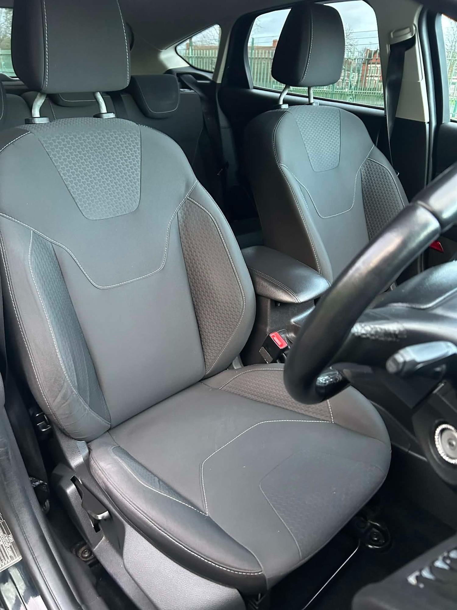 Used Ford Focus 2015 for sale - 76971201: Photo 10