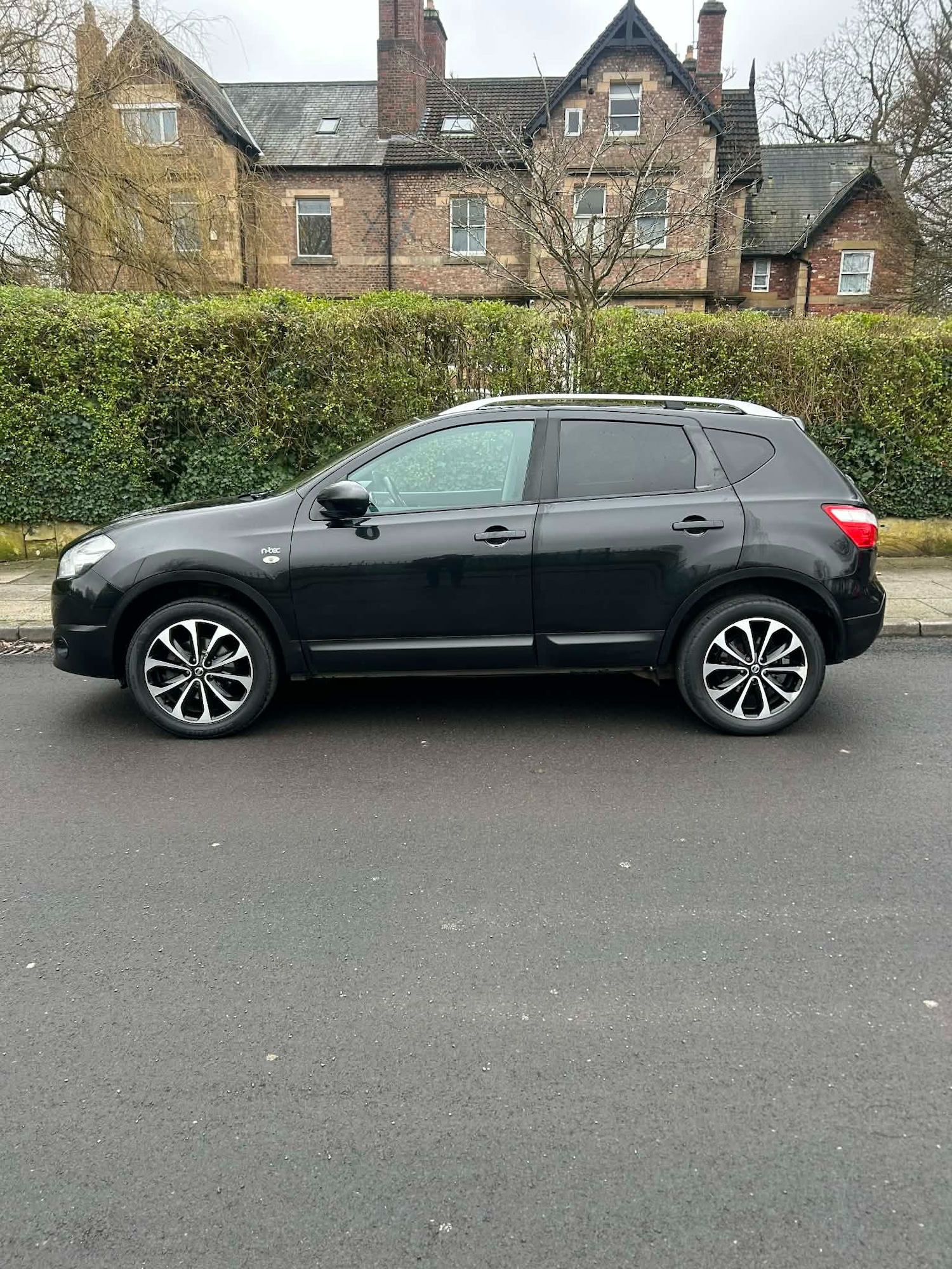 Used Nissan Qashqai 2011 for sale - 77690254: Photo 2