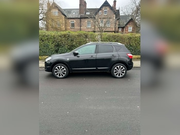 Used Nissan Qashqai 2011 for sale - 77690254: Photo