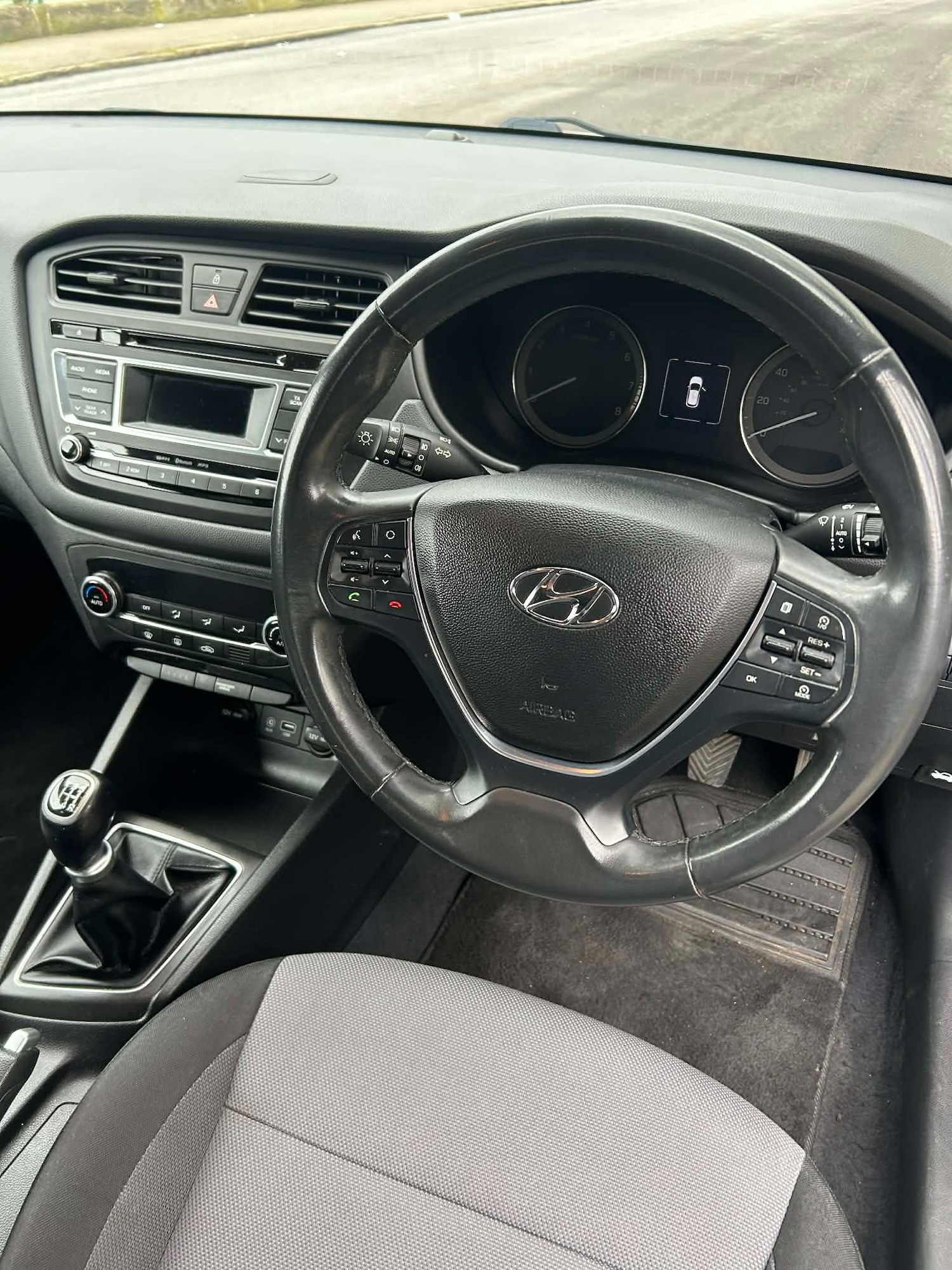 Used Hyundai i20 2015 for sale - 78179990: Photo 10