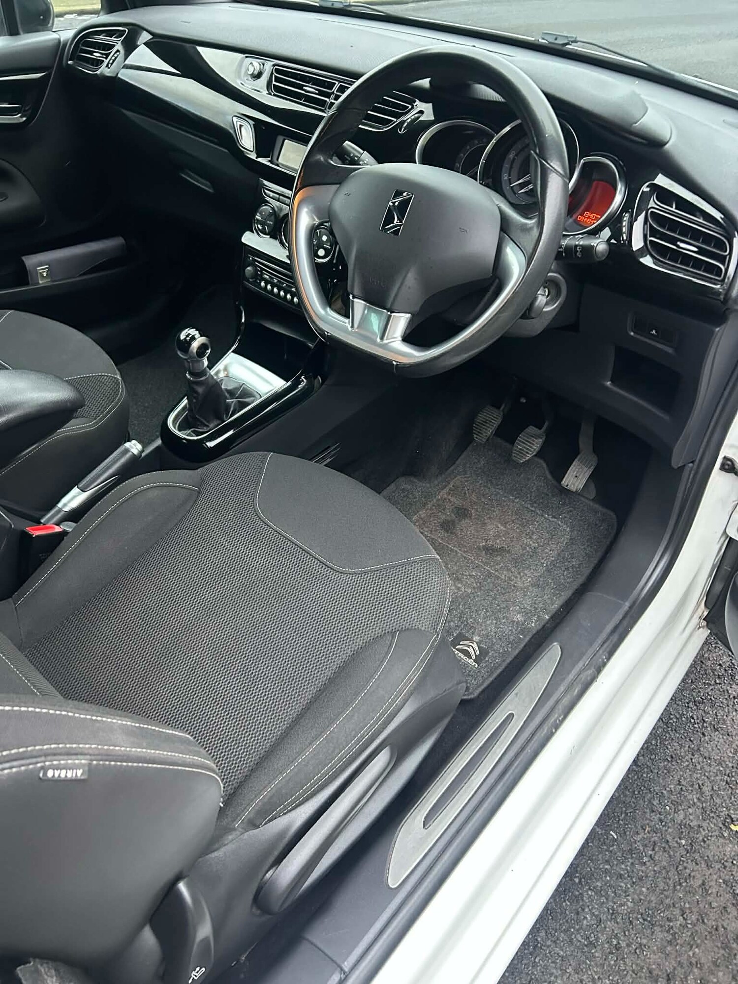 Used Citroen DS3 2012 for sale - 77592223: Photo 9
