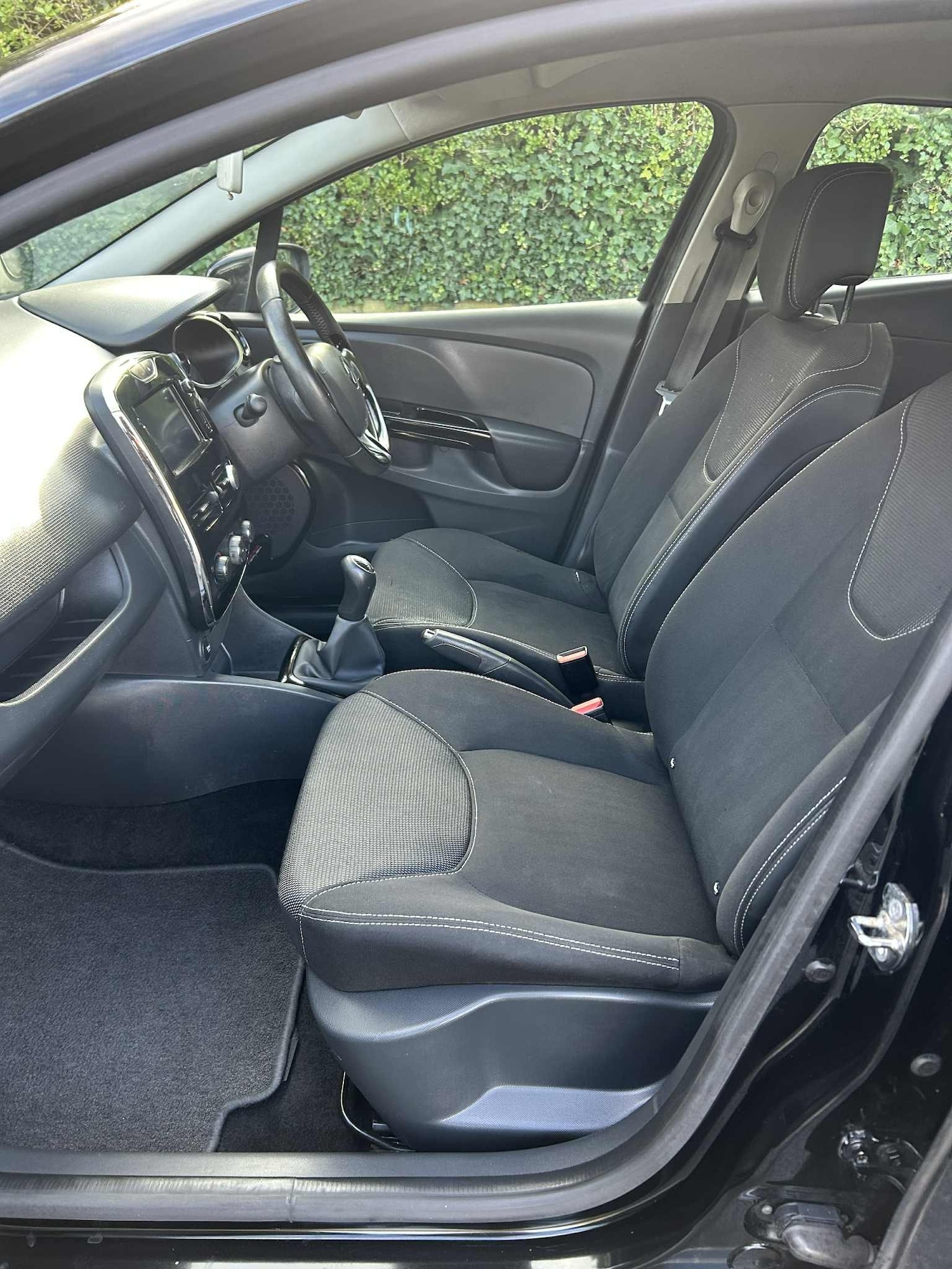 Used Renault Clio 2013 for sale - 76142406: Photo 12