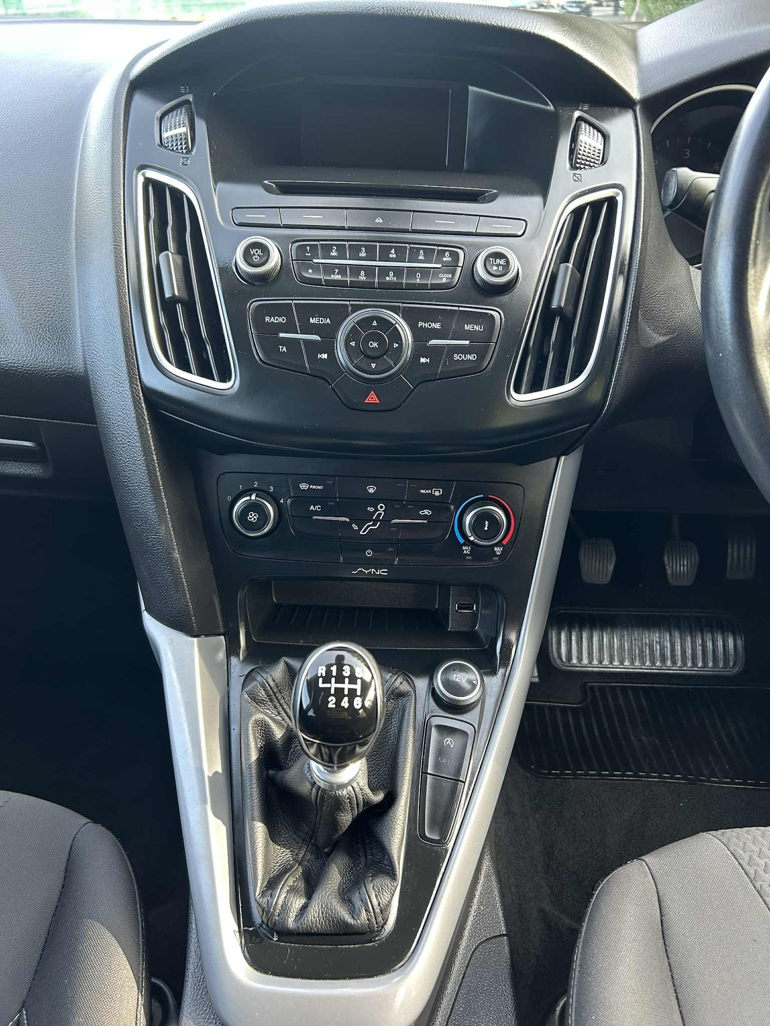 Used Ford Focus 2015 for sale - 76682510: Photo 17