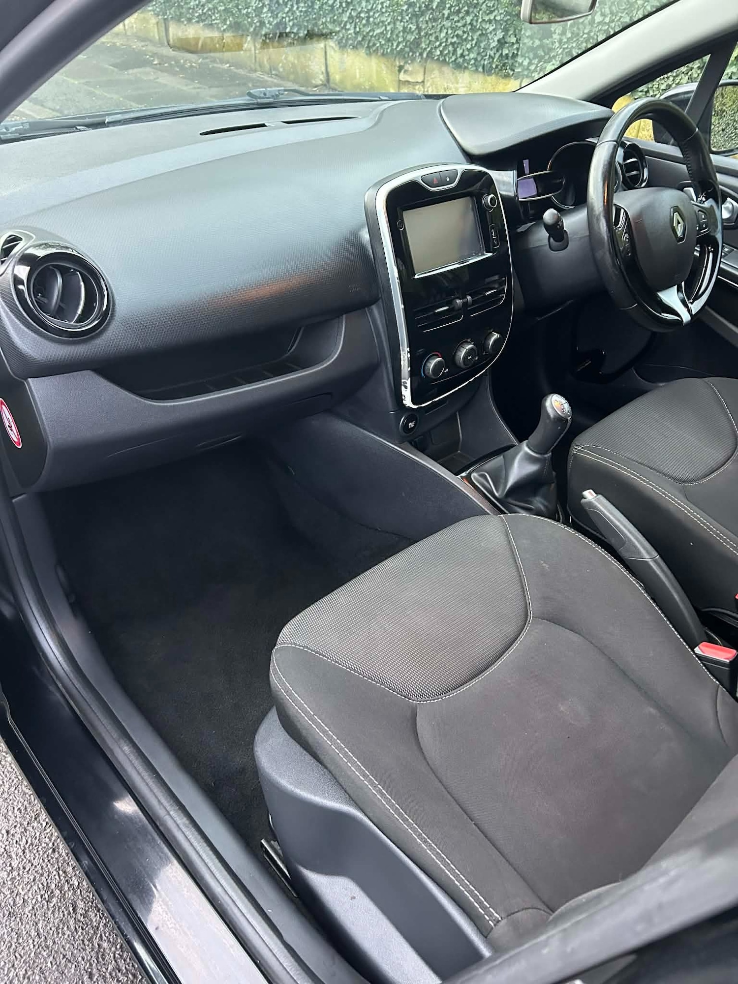 Used Renault Clio 2016 for sale - 78223978: Photo 11