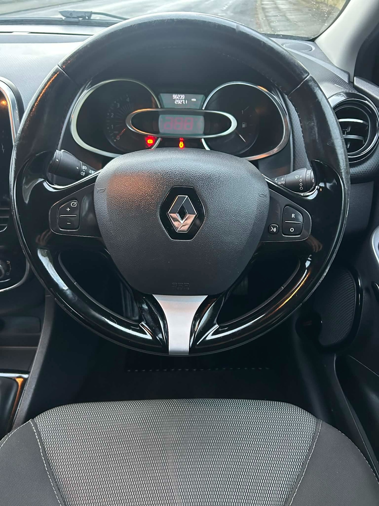 Used Renault Clio 2016 for sale - 78223978: Photo 20