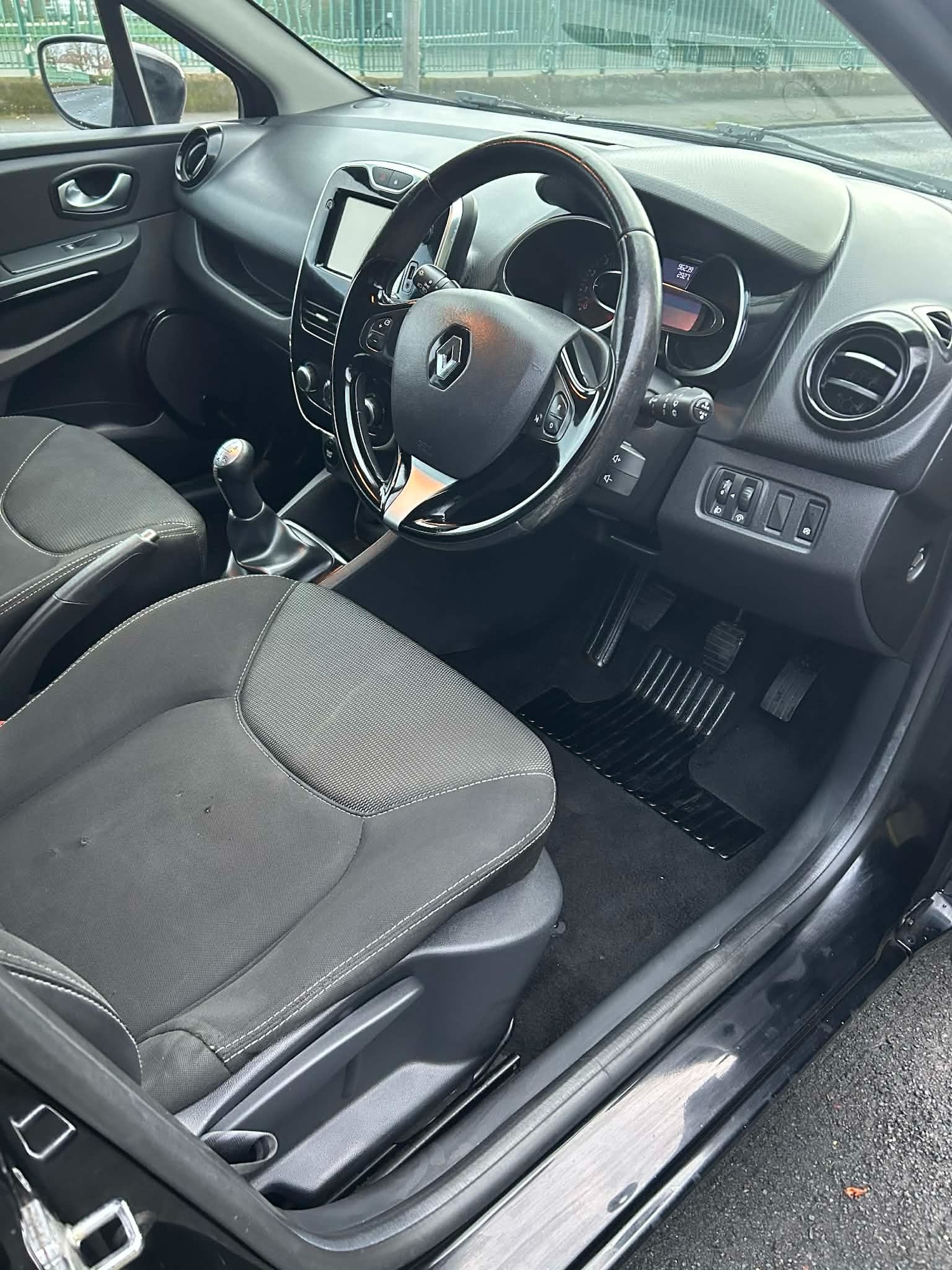 Used Renault Clio 2016 for sale - 78223978: Photo 9