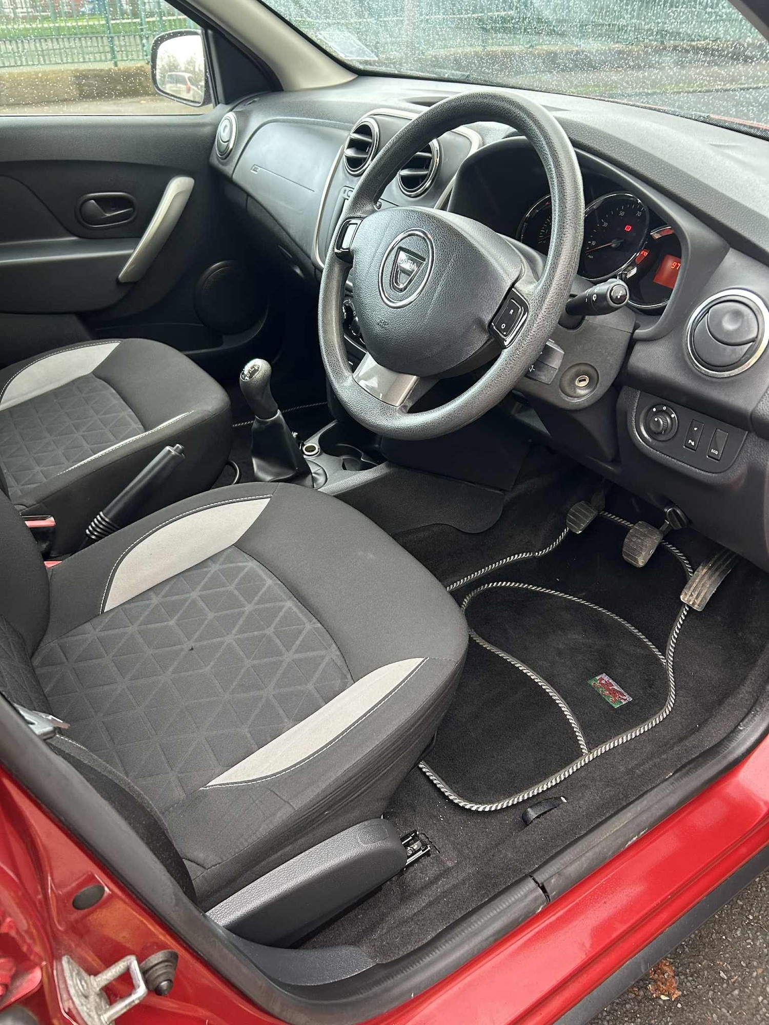 Used Dacia Sandero Stepway 2016 for sale - 76384574: Photo 9