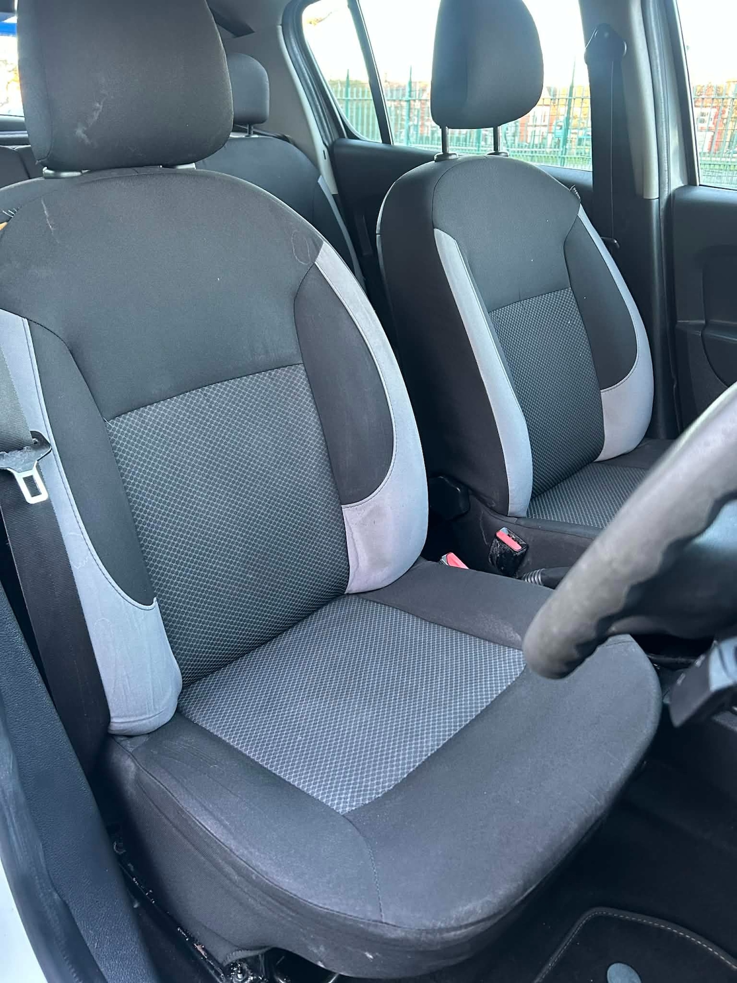 Used Dacia Sandero 2014 for sale - 77147991: Photo 11