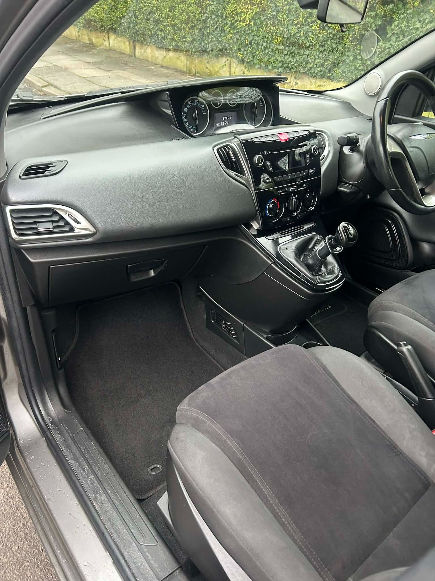 Used Chrysler Ypsilon 2013 for sale - 77324246: Photo 11